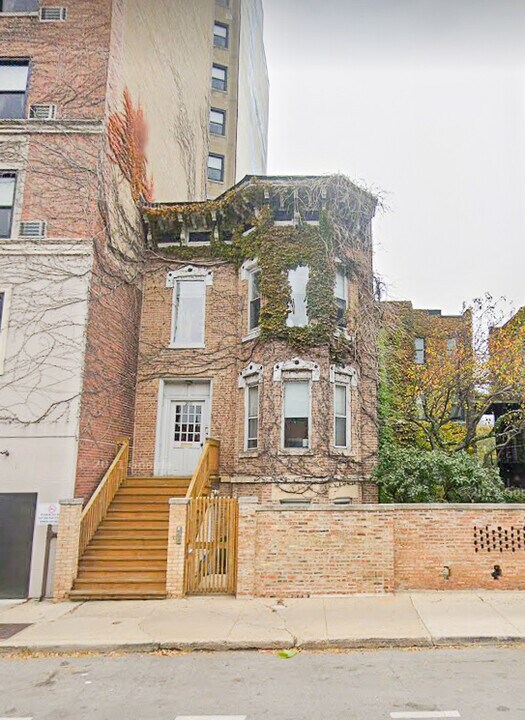 1811 N Wells St-Unit -1 in Chicago, IL - Building Photo