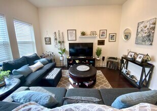 961 Shackamaxon St, Unit 3 in Philadelphia, PA - Building Photo - Building Photo