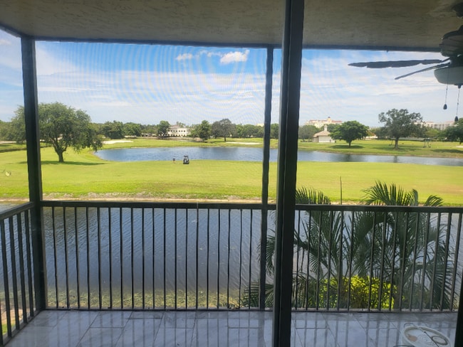 property at 3100 W Rolling Hills Cir