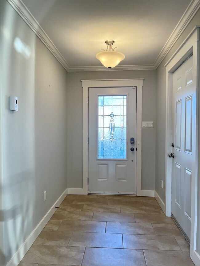 16 Bridgeport St in Paradise, NL - Building Photo - Building Photo