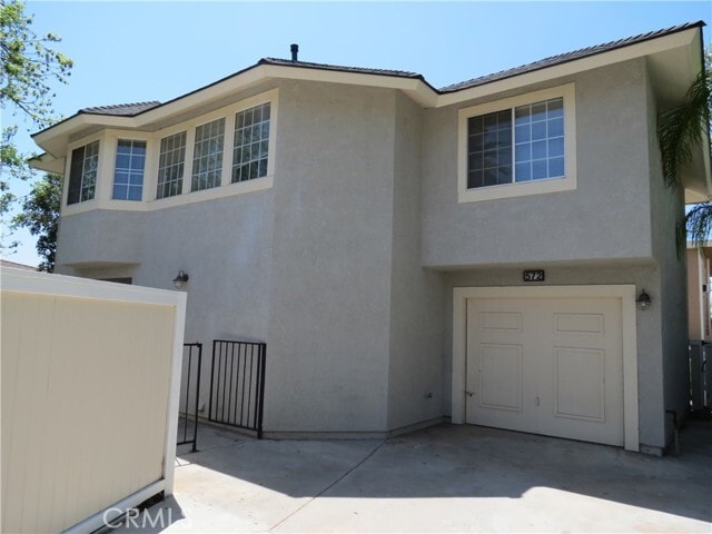 property at 572 N Orange St