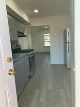 56 Charles St in Totowa, NJ - Building Photo - Building Photo