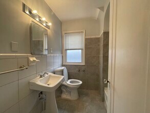 17125 Greenlawn St, Unit Upper in Detroit, MI - Building Photo - Building Photo