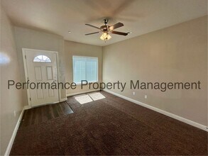 1799 Capistrano Ave in Wasco, CA - Building Photo - Building Photo