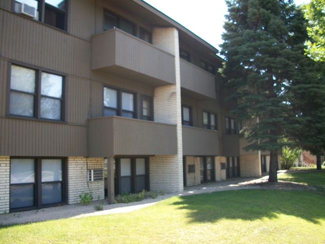 Marcy Park Student Housing Co-op in Minneapolis, MN - Building Photo - Building Photo