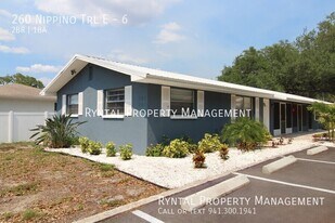 260 Nippino Trail E in Nokomis, FL - Building Photo