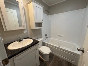 2409 Pajot Rd in Kawkawlin, MI - Building Photo - Building Photo