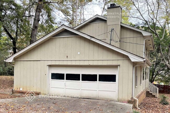 1569 Briarwood Ln SW in Lilburn, GA - Building Photo - Building Photo