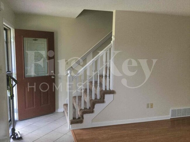 1579 Belle Trees Dr in Cordova, TN - Foto de edificio - Building Photo