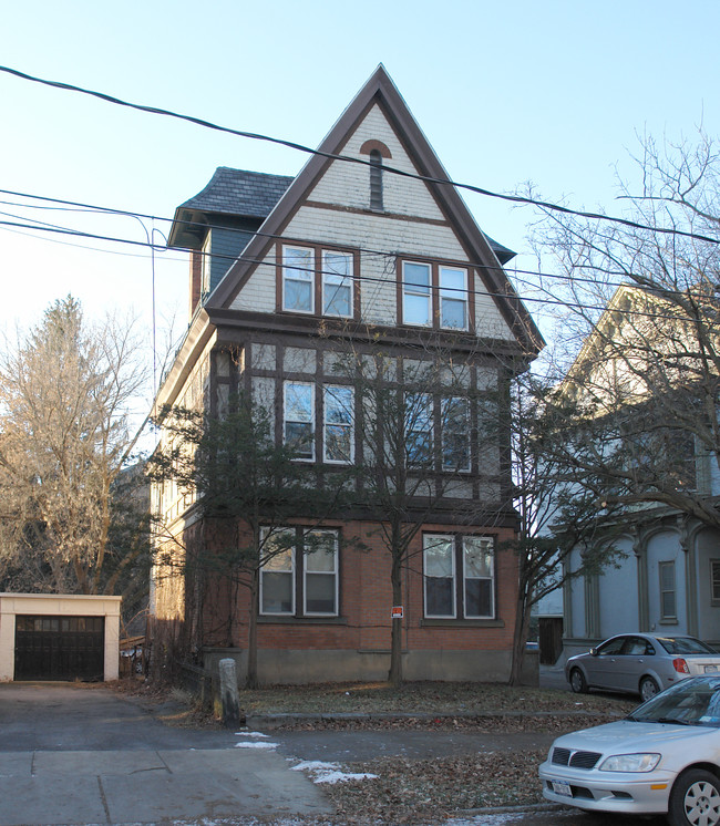 8 Union St in Schenectady, NY - Building Photo - Building Photo