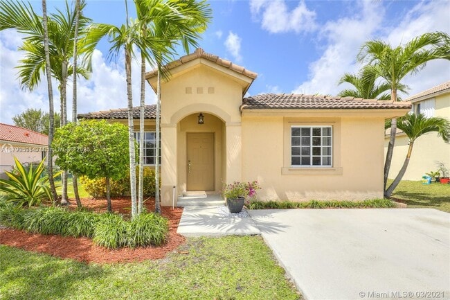 property at 450 SE 30th Dr