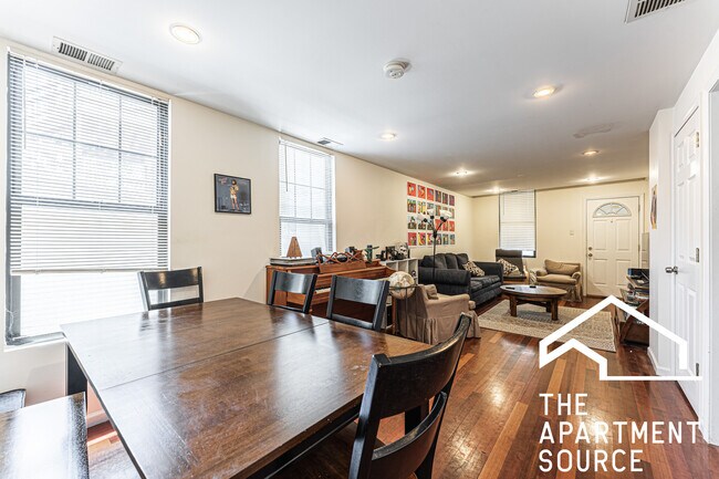 1627 N Winchester Ave in Chicago, IL - Foto de edificio - Building Photo