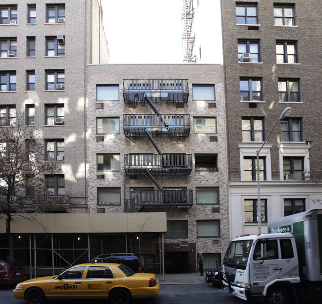 110 E 84th St in New York, NY - Building Photo - Building Photo