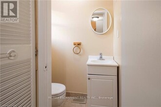 153 Limeridge Rd W in Hamilton, ON - Building Photo - Building Photo