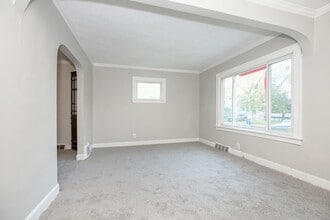 7610 Dearborn Ave in Cleveland, OH - Building Photo - Building Photo