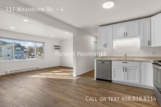 117 Washburn Rd in Deerfield, WI - Building Photo - Building Photo