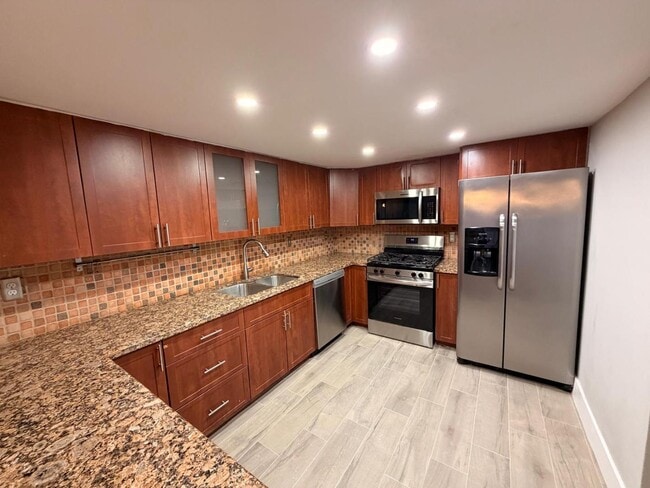 6303 SW 116th Pl in Miami, FL - Building Photo - Building Photo