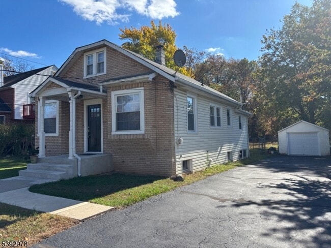 41 Poplar Rd