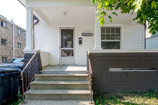 112 Adams St in Ann Arbor, MI - Building Photo - Building Photo