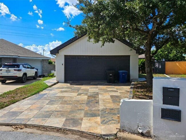 2828 Highland Ave in McAllen, TX - Building Photo - Building Photo
