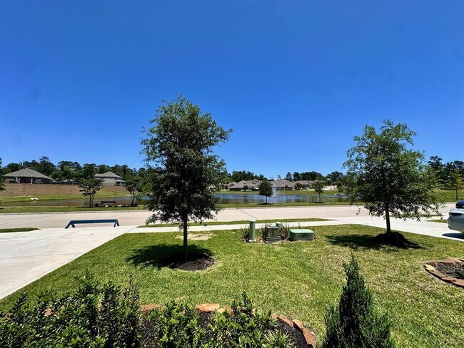 6151 White Spruce Dr in Conroe, TX - Building Photo - Building Photo