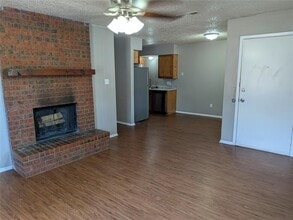 7022 Lincoln Dr in North Richland Hills, TX - Building Photo - Building Photo