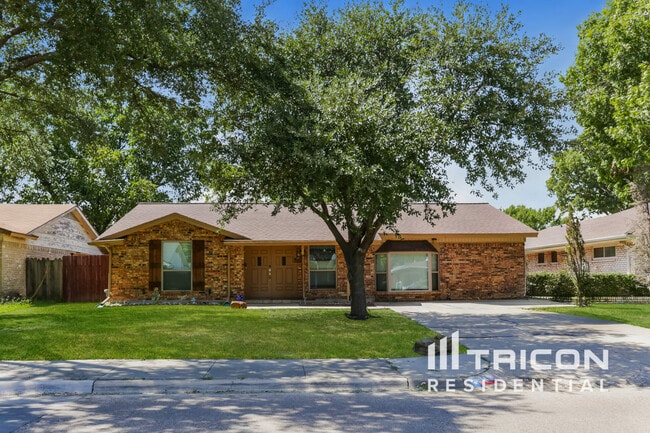 property at 1806 Acosta St