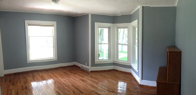 116 N Kinney Ave-Unit -1 in Mt. Pleasant, MI - Building Photo - Building Photo