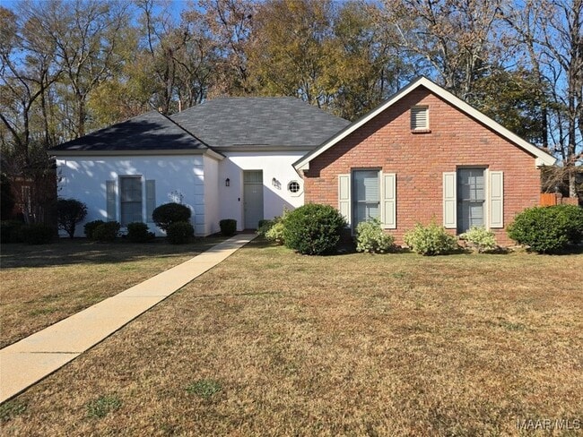 2230 Kingsbury Dr in Montgomery, AL - Foto de edificio - Building Photo