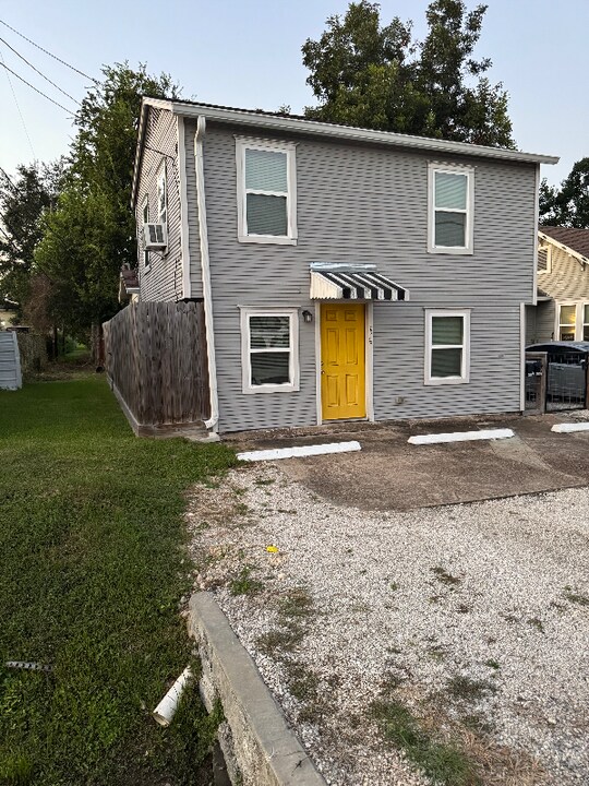 4601 Hain St in Houston, TX - Building Photo