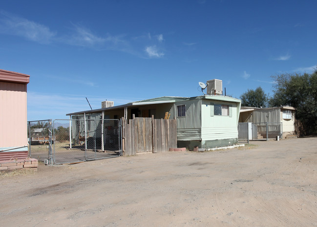 951 E Fenley Dr in Tucson, AZ - Building Photo - Building Photo