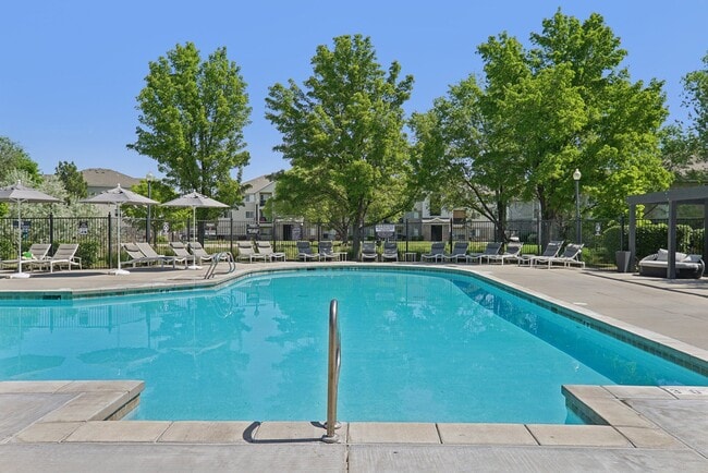 Maison's Landing Apartments in Taylorsville, UT - Building Photo - Building Photo