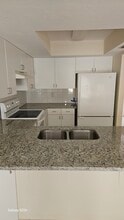 2709 SW Santa Barbara Pl, Unit 2 in Cape Coral, FL - Building Photo - Building Photo