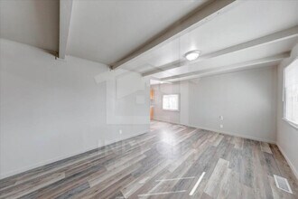 7357 Evanston Ave in Indianapolis, IN - Building Photo - Building Photo