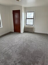 15 Weston Ct in Braintree, MA - Building Photo - Building Photo