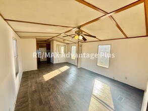 172 Jenkins Dr in Rice, VA - Building Photo - Building Photo