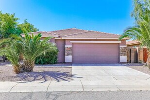 2053 W Hayden Peak Dr in Queen Creek, AZ - Building Photo