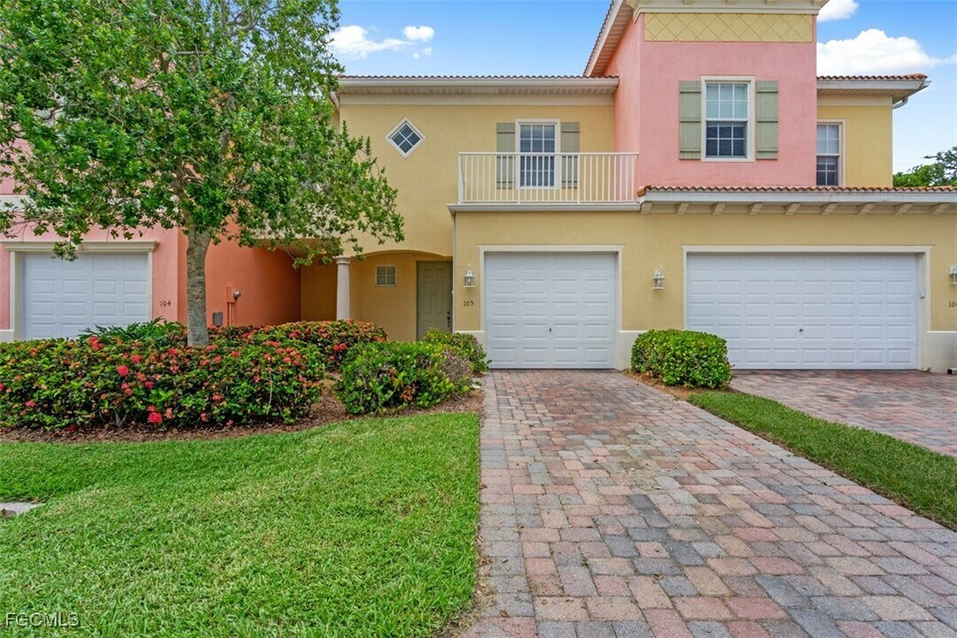 16217 Via Solera Cir in Ft. Myers, FL - Building Photo