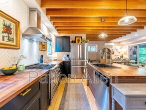 206 Waynesville Ave in Asheville, NC - Building Photo - Building Photo