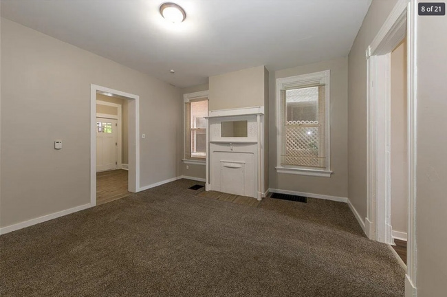 2009 Greenup St in Covington, KY - Building Photo - Building Photo