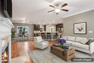 737 St Charles Ave NE in Atlanta, GA - Building Photo - Building Photo
