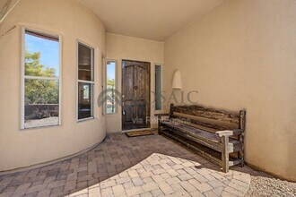 14006 E Mark Ln in Scottsdale, AZ - Building Photo - Building Photo