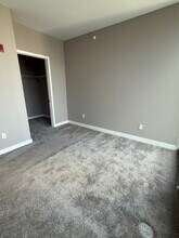 11 W Grand Ave in Chicago, IL - Building Photo - Building Photo