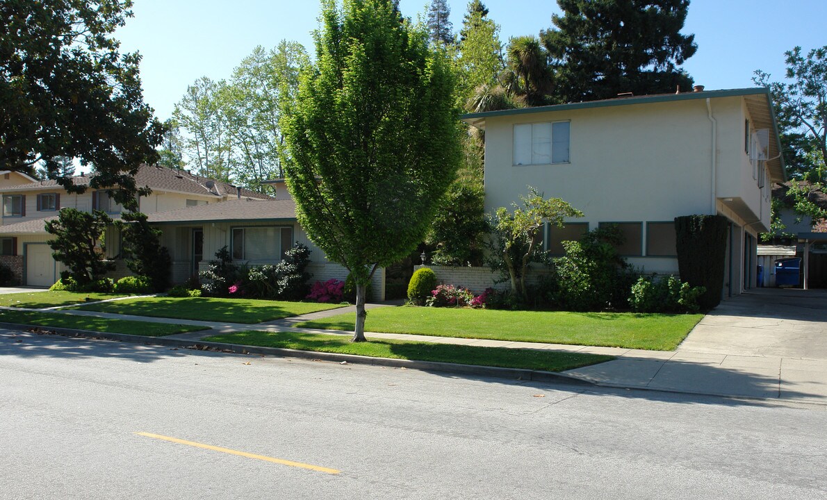 848 Blair Avenue in Sunnyvale, CA - Foto de edificio