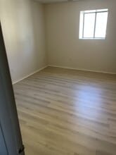 324 N 4th St in Clairton, PA - Building Photo - Building Photo