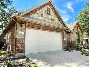 11 Silver Arrow Court in Spring, TX - Building Photo - Building Photo