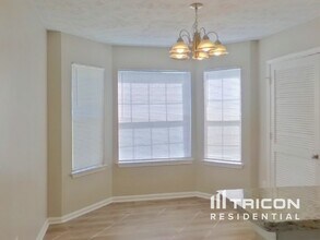 2338 Briar Knoll Rd in Lithonia, GA - Building Photo - Building Photo