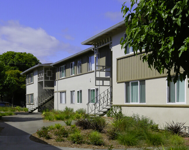 Olivewood in Sunnyvale, CA - Building Photo - Building Photo