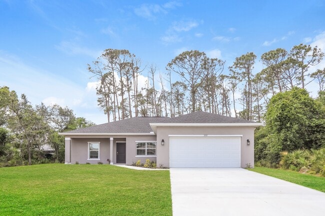 property at 3919 N Chamberlain Blvd