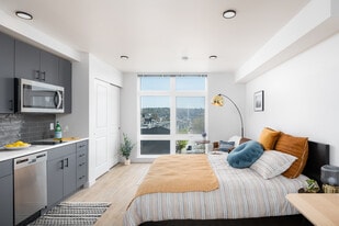 Roystone in Seattle, WA - Building Photo